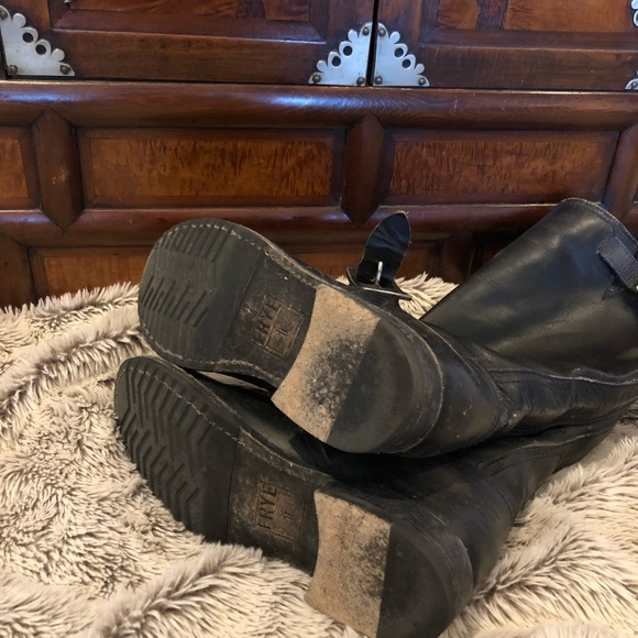 Frye sz 6 Veronica slouch distressed black boot🌹 - Picture 3 of 6